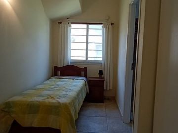 CODIGO 624 - PINAMAR - ALQUILER TEMPORARIO - ZONA ALAMOS - PILETA CLIMATIZADA