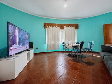 Casa en venta de 3 dormitorios c/ cochera en Centro