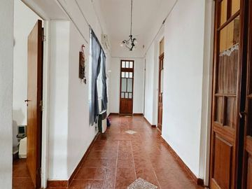 Casa en venta de 3 dormitorios c/ cochera en Centro