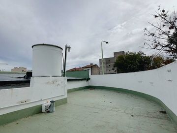 Casa en venta de 3 dormitorios c/ cochera en Centro