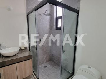 CASA EN VENTA CIUDAD MESETA.  - (3)