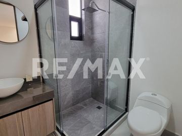 CASA EN VENTA CIUDAD MESETA.  - (3)