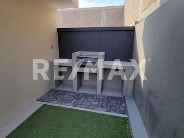 CASA EN VENTA CIUDAD MESETA.  - (3)