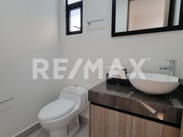 CASA EN VENTA CIUDAD MESETA.  - (3)
