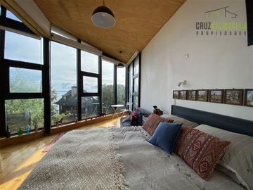 Casa en Venta en Playa Hermosa, moderna casa con acceso a la playa y gran vista