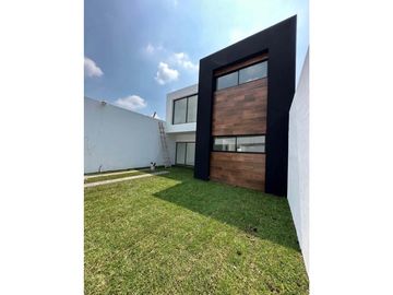 Plusvalia CASA NUEVA EN VENTA AL NORTE DE CUERNAVACA ESTILO MODERNO