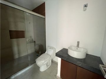RESIDENCIA NUEVA EN VENTA  CON DISEÑO EN 1 NIVEL SEGURIDAD ALBERCA