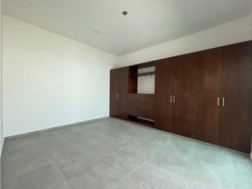 RESIDENCIA NUEVA EN VENTA  CON DISEÑO EN 1 NIVEL SEGURIDAD ALBERCA