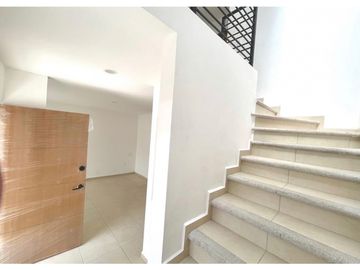 Casa Nueva en venta en condominio pequeño al Sur de Cuernavaca