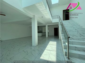 CASA SOLA NUEVA EN VENTA CON ATRACTIVO DISEÑO MODERNO Y SEGURIDAD