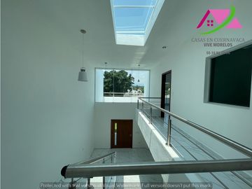 CASA SOLA NUEVA EN VENTA CON ATRACTIVO DISEÑO MODERNO Y SEGURIDAD