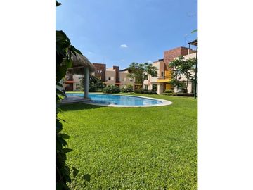 EN VENTA CASA NUEVA Y MODERNA CON SEGURIDAD EN EMILIANO ZAPATA