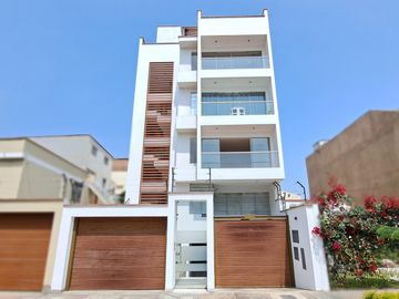 Se Vende Hermoso Departamento En Santiago De Surco En Estreno