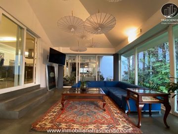 Casa de Lujo en Venta  San Bernardo, Zapopan, Jalisco.  Zona Andares