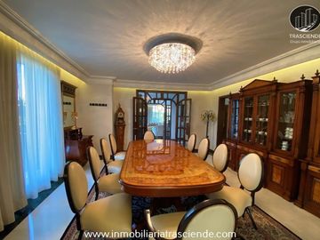 Casa de Lujo en Venta  San Bernardo, Zapopan, Jalisco.  Zona Andares