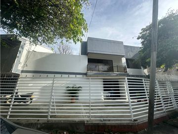 VENTA DE CASA EN EL B/ EL GRAN LIMONAR