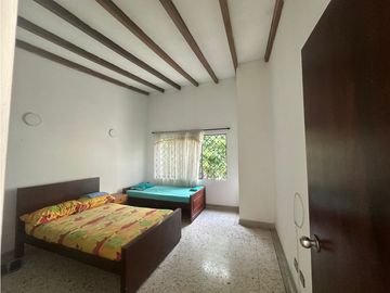 VENTA DE CASA EN EL B/ EL GRAN LIMONAR