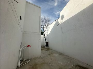 VENTA DE CASA EN EL B/ EL GRAN LIMONAR