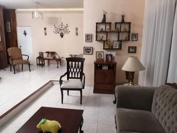 CASA EN VENTA EN CUMBRES MEDITERRANEO | PLAZA CUMBRES