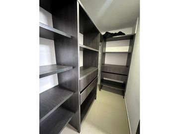 SE VENDE CASA EN AVENIDA CENTENARIO NORTE ¡PRECIO DE OPORTUNIDAD!