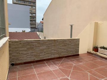 Casa PH en venta en Wilde Centro