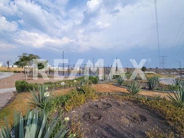 CASA EN VENTA CIUDAD MESETA. APASEO EL GRANDE, GTO.   - (3)