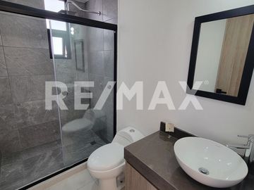 CASA EN VENTA CIUDAD MESETA. APASEO EL GRANDE, GTO.   - (3)