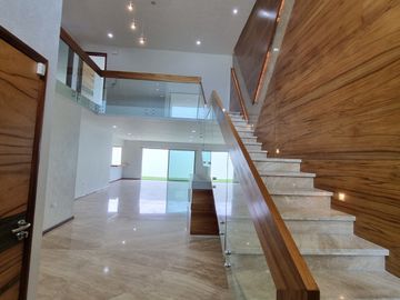 CASA DE LUJO EN VENTA EN CLUSTER 333 LOMAS DE ANGELOPOLIS! ACABADOS PREMIUM!