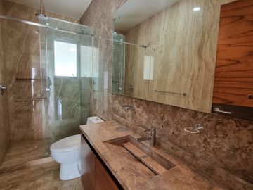 CASA DE LUJO EN VENTA EN CLUSTER 333 LOMAS DE ANGELOPOLIS! ACABADOS PREMIUM!