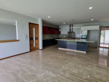 CASA DE LUJO EN VENTA EN CLUSTER 333 LOMAS DE ANGELOPOLIS! ACABADOS PREMIUM!