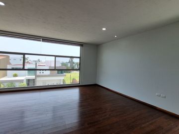 CASA DE LUJO EN VENTA EN CLUSTER 333 LOMAS DE ANGELOPOLIS! ACABADOS PREMIUM!