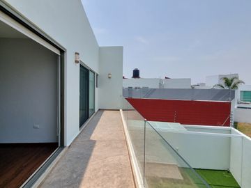 CASA DE LUJO EN VENTA EN CLUSTER 333 LOMAS DE ANGELOPOLIS! ACABADOS PREMIUM!