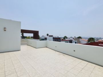 CASA DE LUJO EN VENTA EN CLUSTER 333 LOMAS DE ANGELOPOLIS! ACABADOS PREMIUM!