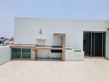 CASA DE LUJO EN VENTA EN CLUSTER 333 LOMAS DE ANGELOPOLIS! ACABADOS PREMIUM!