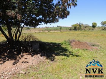 Terreno de 12.500 mts2 con cabaña en construcción se vende