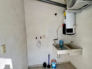 Inversionistas! Departamento en VENTA sobre Av Constitución Condominio Kerpis