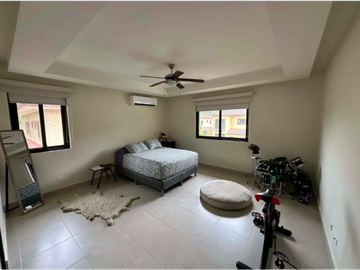 VENDO CASA PARA INVERSIONISTA EN CLAYTON, PH EMBASSY CLUB  (6)