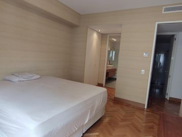 VENTA PISO DE 3 AMBIENTES CON PILETA EN RECOLETA