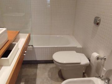 VENTA PISO DE 3 AMBIENTES CON PILETA EN RECOLETA