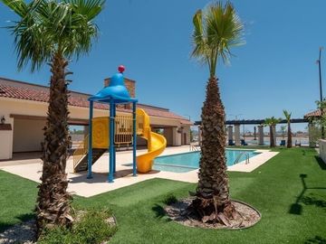 CASA EN VENTA EN FRACCIONAMIENTO REAL DE CASTILLA