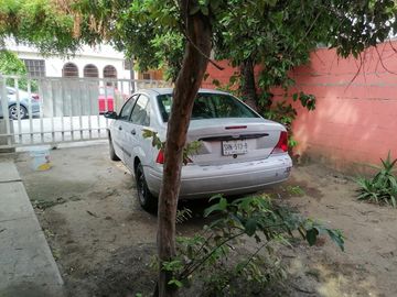 CASA EN VENTA EN COL. VILLA MITRAS EN MONTERREY