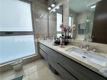 Se vende apartamento en Santa María
