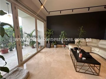 Se vende apartamento en Santa María