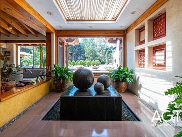 Casa en Venta en Metepec  con gran terreno