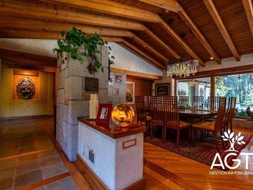Casa en Venta en Metepec  con gran terreno