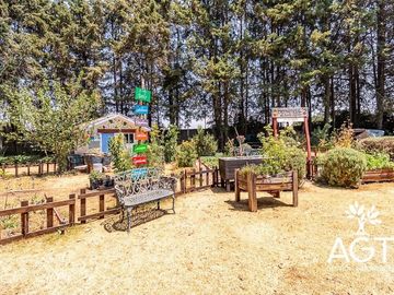 Casa en Venta en Metepec  con gran terreno
