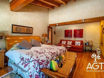 Casa en Venta en Metepec  con gran terreno