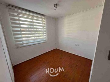 LINDA CASA CON AMPLIOS ESPACIOS
