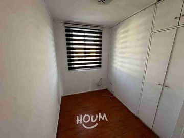 LINDA CASA CON AMPLIOS ESPACIOS