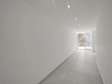 Venta de Casa  Moderna con acabados de Lujo con 5 Dormitorios y seguridad 24/7 en Urb. del Condado